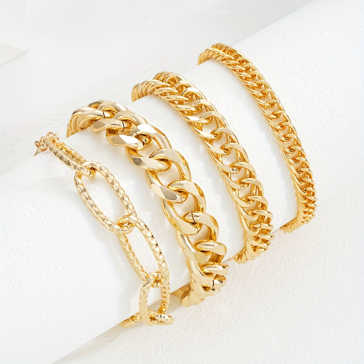 4pcs Women's Punk Style Chunky Chain Bracelet Set - Zinc Alloy, No Plating - All-Season Accessory | Versatile Design | Daily Wear & Vacation Essential